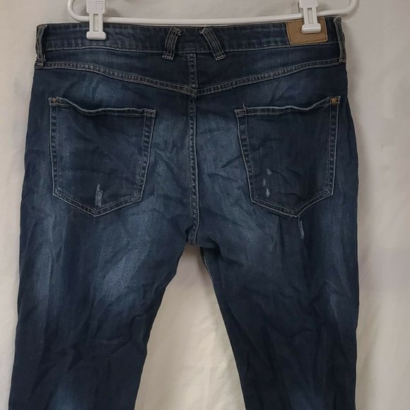 MNG Womens 14 Lonny Boyfriend Factory Distressed Slim Leg Denim Jeans 36x28 - Picture 6 of 11